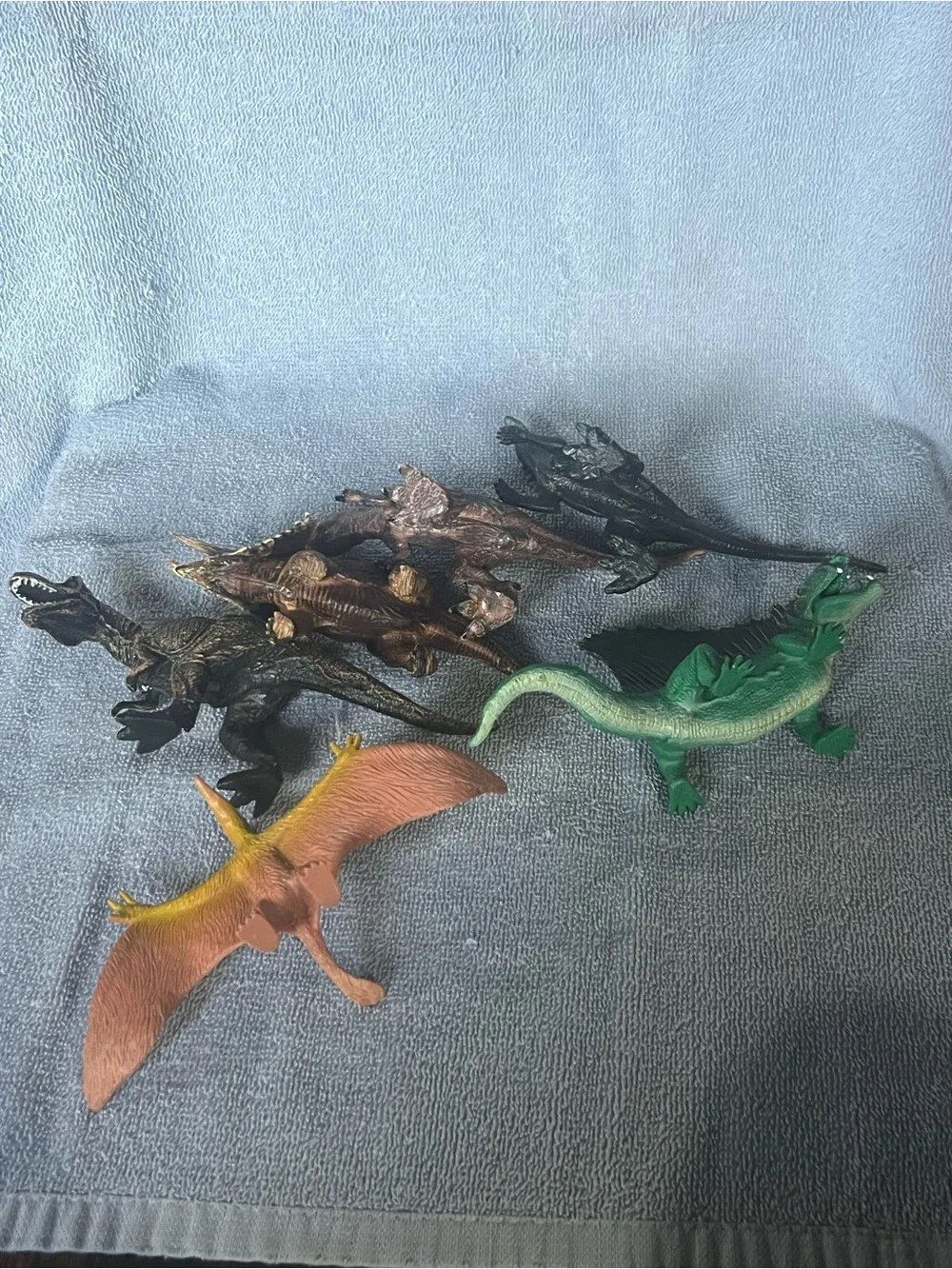 Assorted Reptile Toy Set - Green, Yellow, Brown Dinosaurs